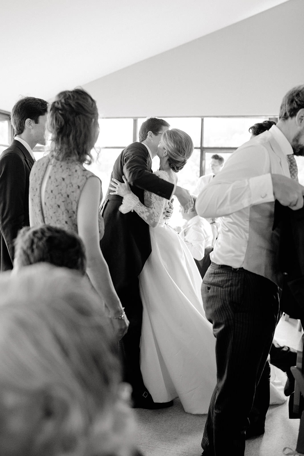 documentary-wedding-photographer-00056
