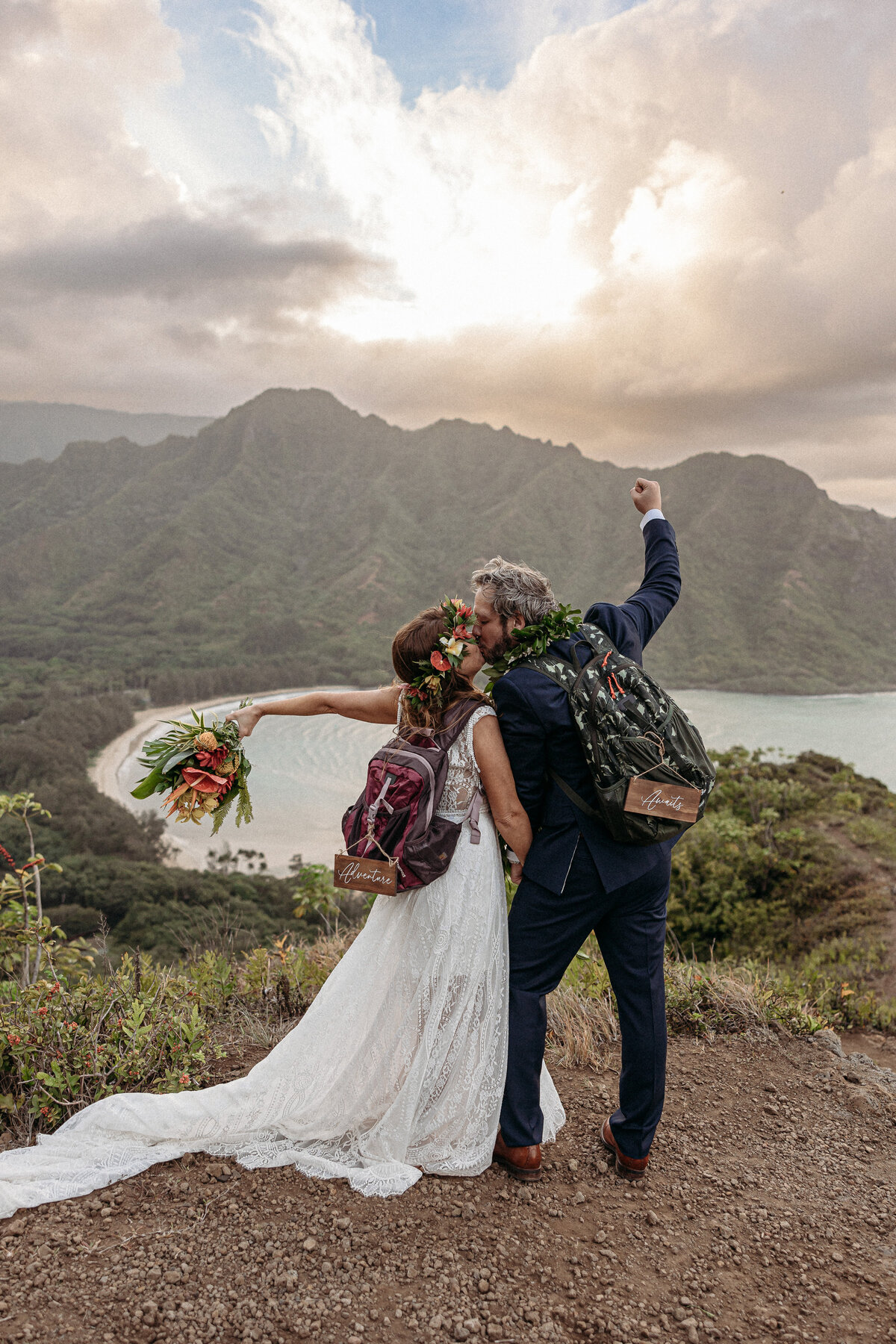 Crouching-Lion-Hike-Elopement-27