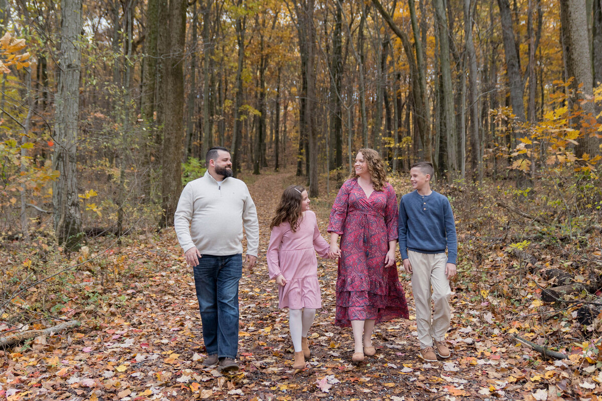 Big Boyd Tree Preserve_Family Photos_Harrisburg PA Family Portrait Photographer_Photography by Erin Leigh_093_015