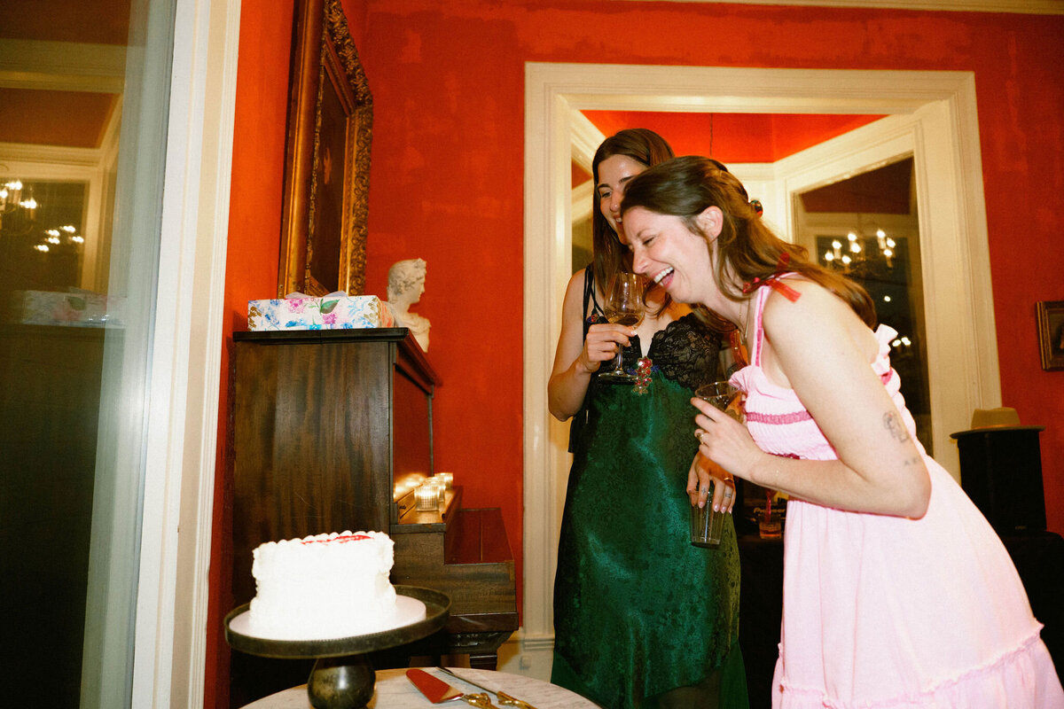 Party_Jen&ChrisWeddingPhotos_AustinWeddingPhotographer_HereafterFilms-8