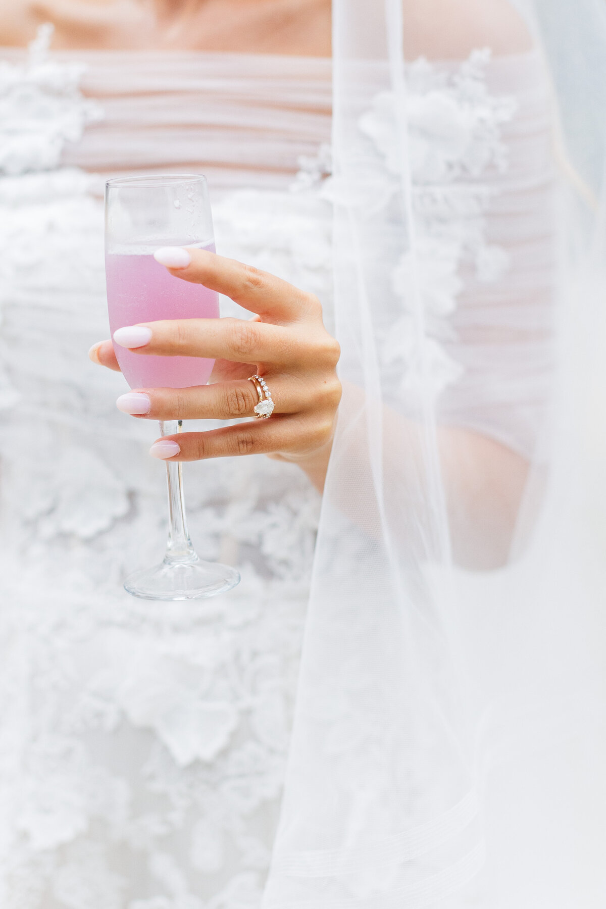Heather_&_Colton_Wedding_Cocktail_Hour-8