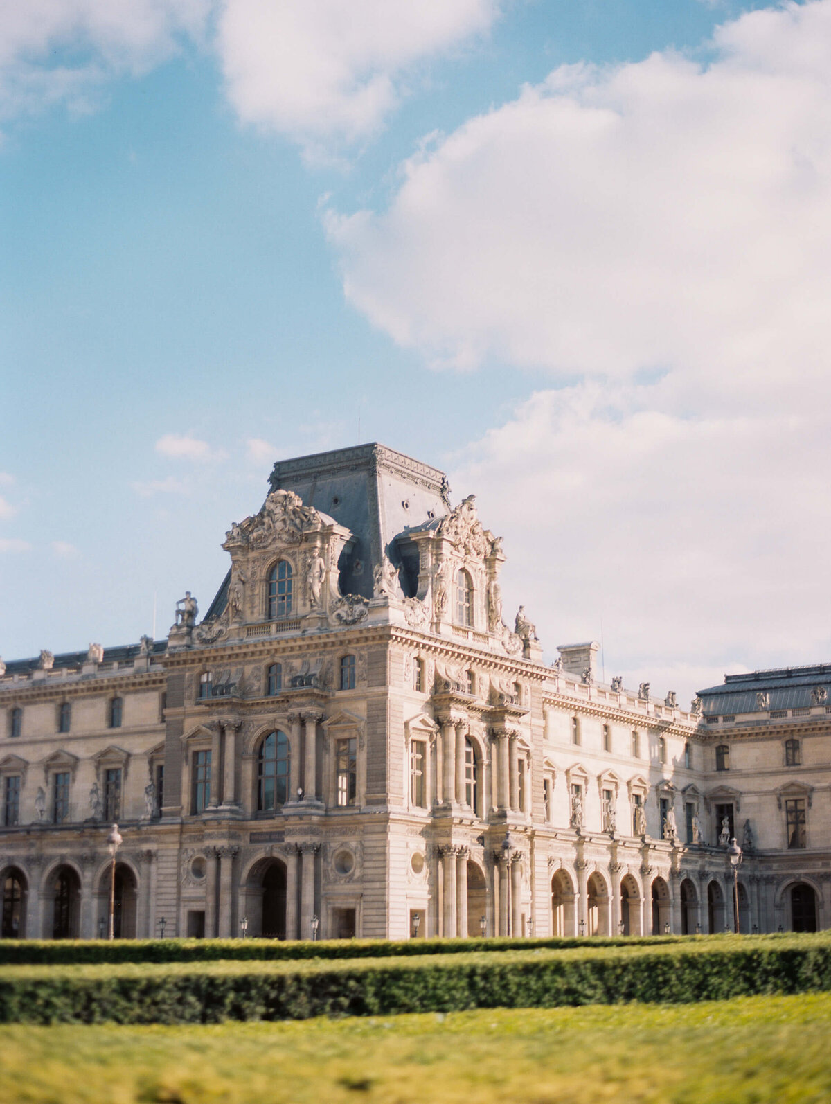 Styled shoot - Honeymoon in Paris - Kristin La Voie Photography 2017 01