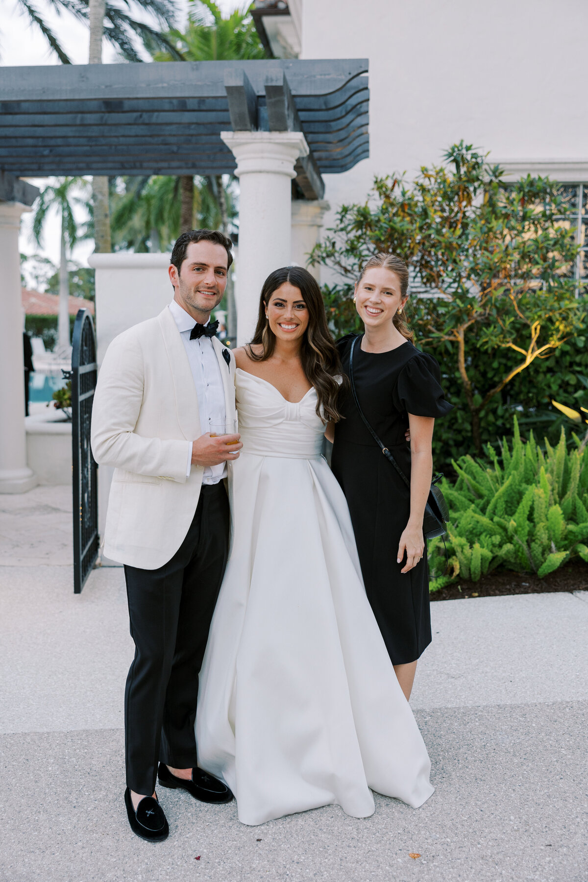 Palm Beach Jupiter Vero Beach wedding planner wedding design wedding coordination Florida wedding full service wedding planner full service wedding management South Florida wedding colorful wedding design partial wedding planner destination wedding nn