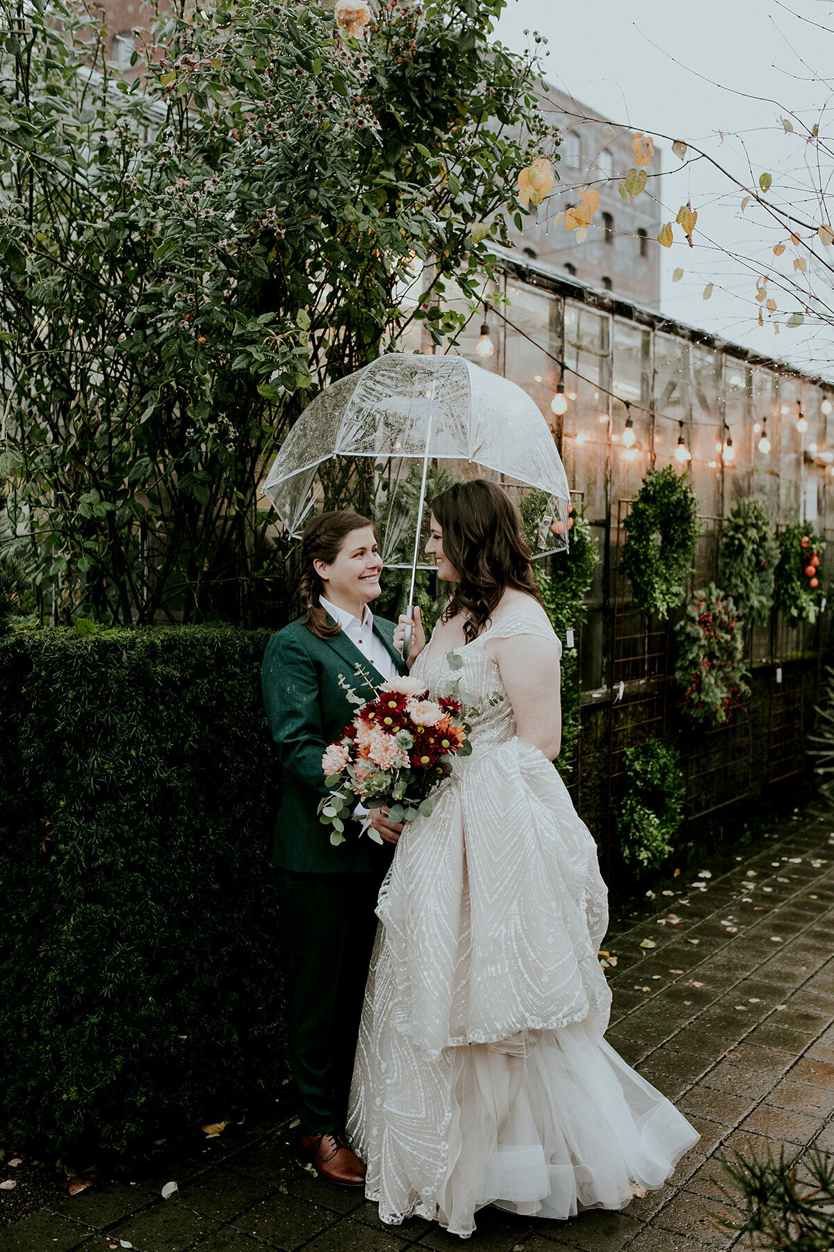 Hazelwood-photo-Portland-wedding-photographer-Blockhouse-wedding-Pomerius-Nursery