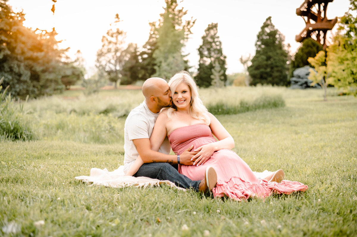 Maternity-Photographer-Shine-On-Photography-Dayton-Ohio-13