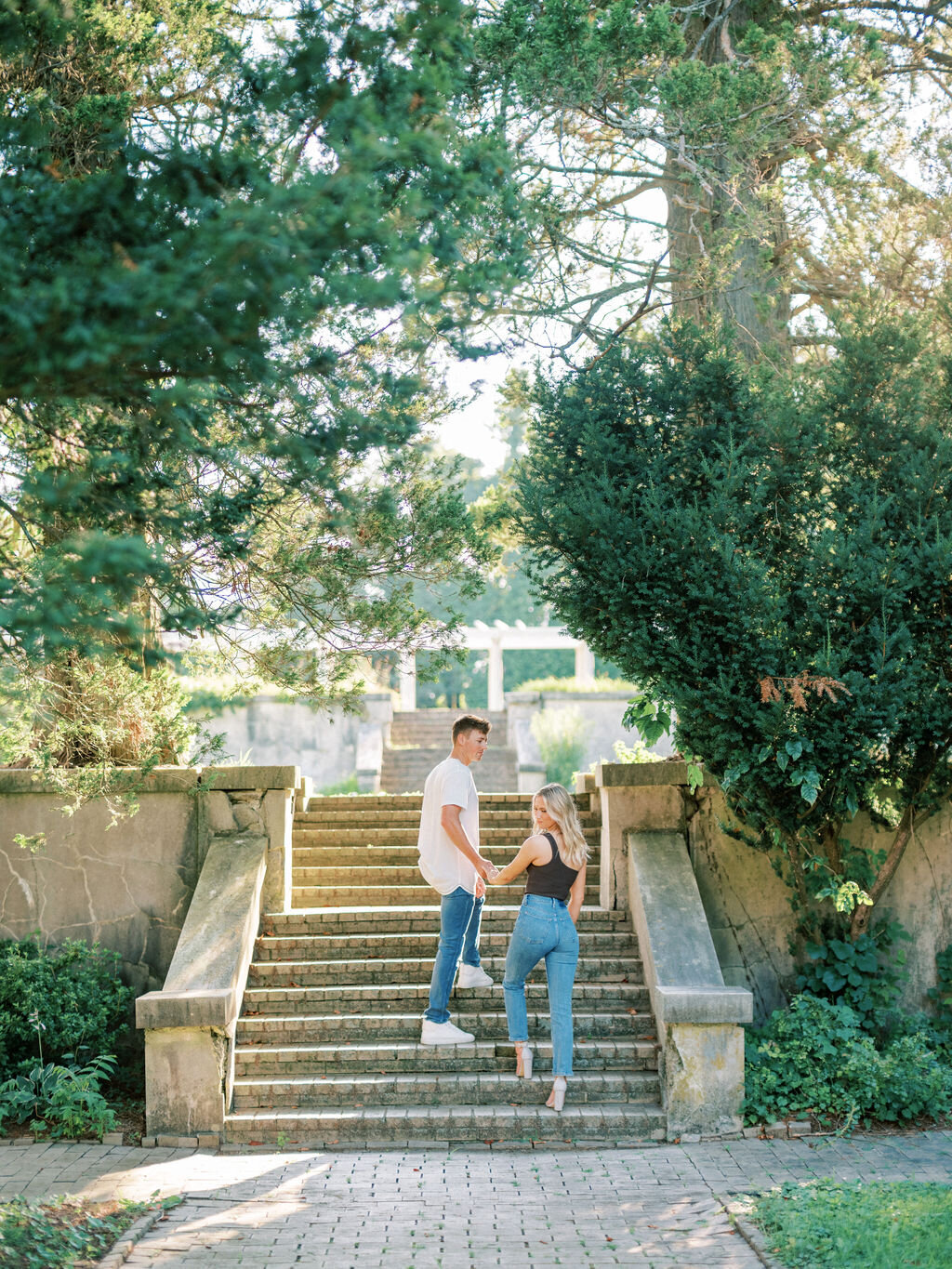 Hannah&Andrew_CharlottesvilleEngagementSession_FINAL-60