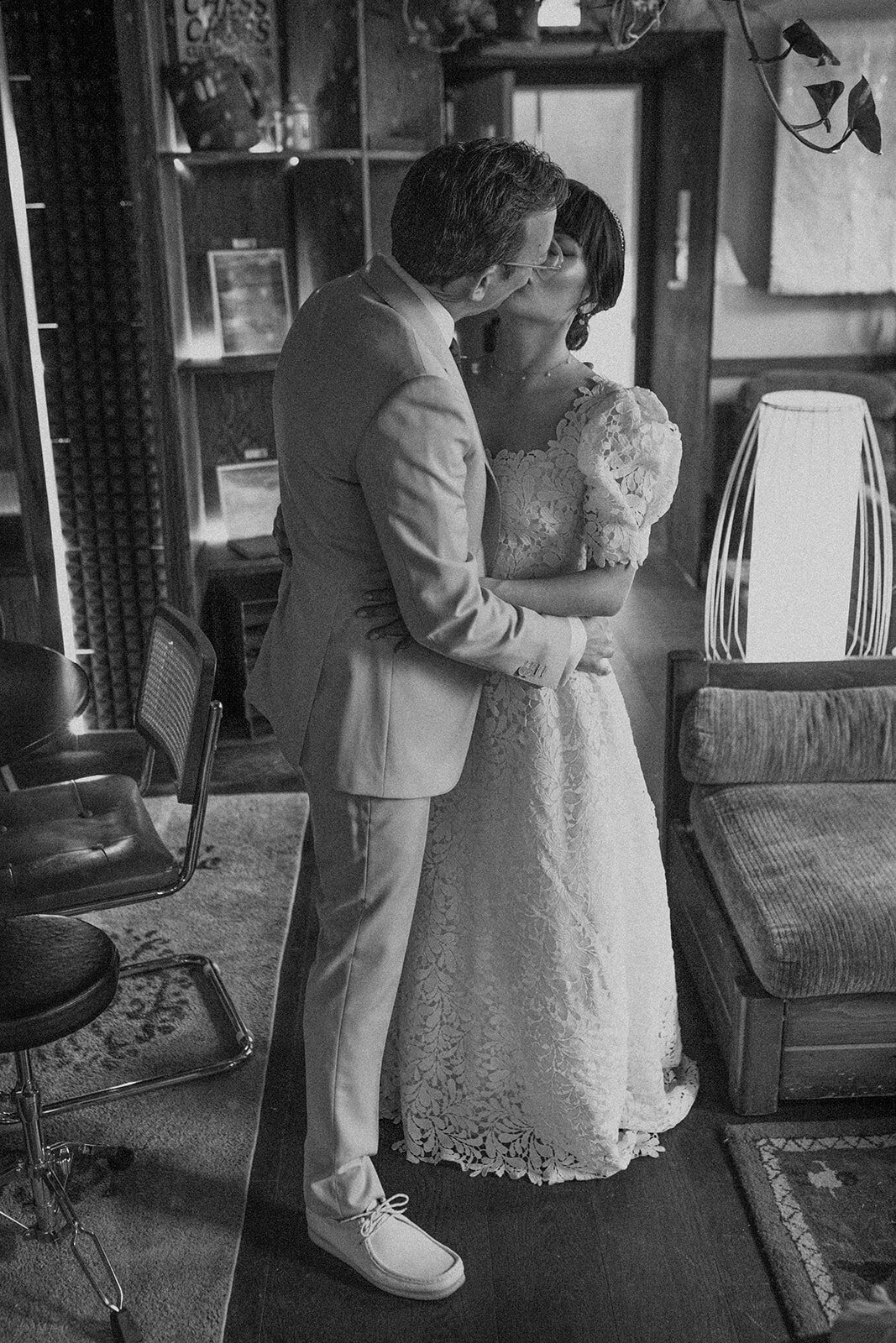 downtown-toronto-junto-studio-nontraditional-cool-modern-wedding-whim-and-willow-photo866