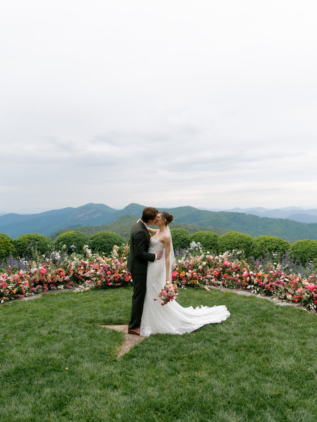 Rockwood-Lodge-Wedding-39
