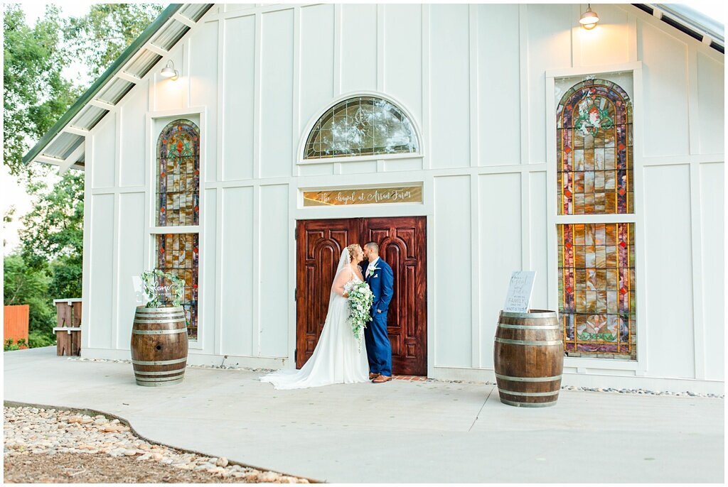 Wedding & Senior Photographer based in Asheville, NC & Greenville, SC