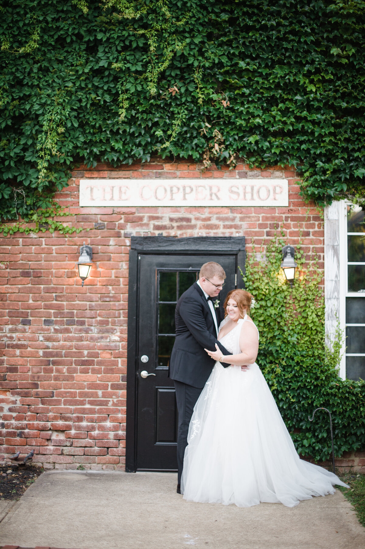 Britt + Travis At Inn at Old Silk Mill-625