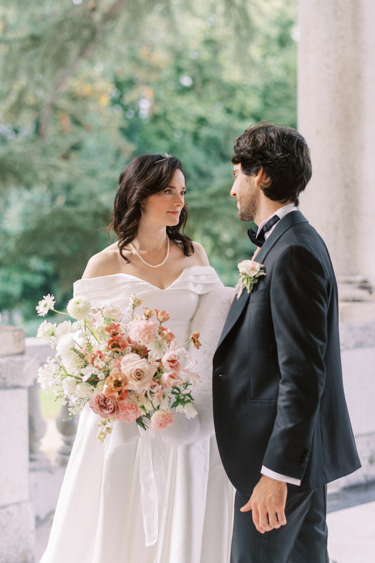 Maïlys Fortune Photography Husband Wife Wedding Weddings Photography France Switzerland Italy Timeless Dreamy Imagery Bilingual French English Destination Weddings Destination Wedding Provence French Riviera Paris Lake Como Tuscany76
