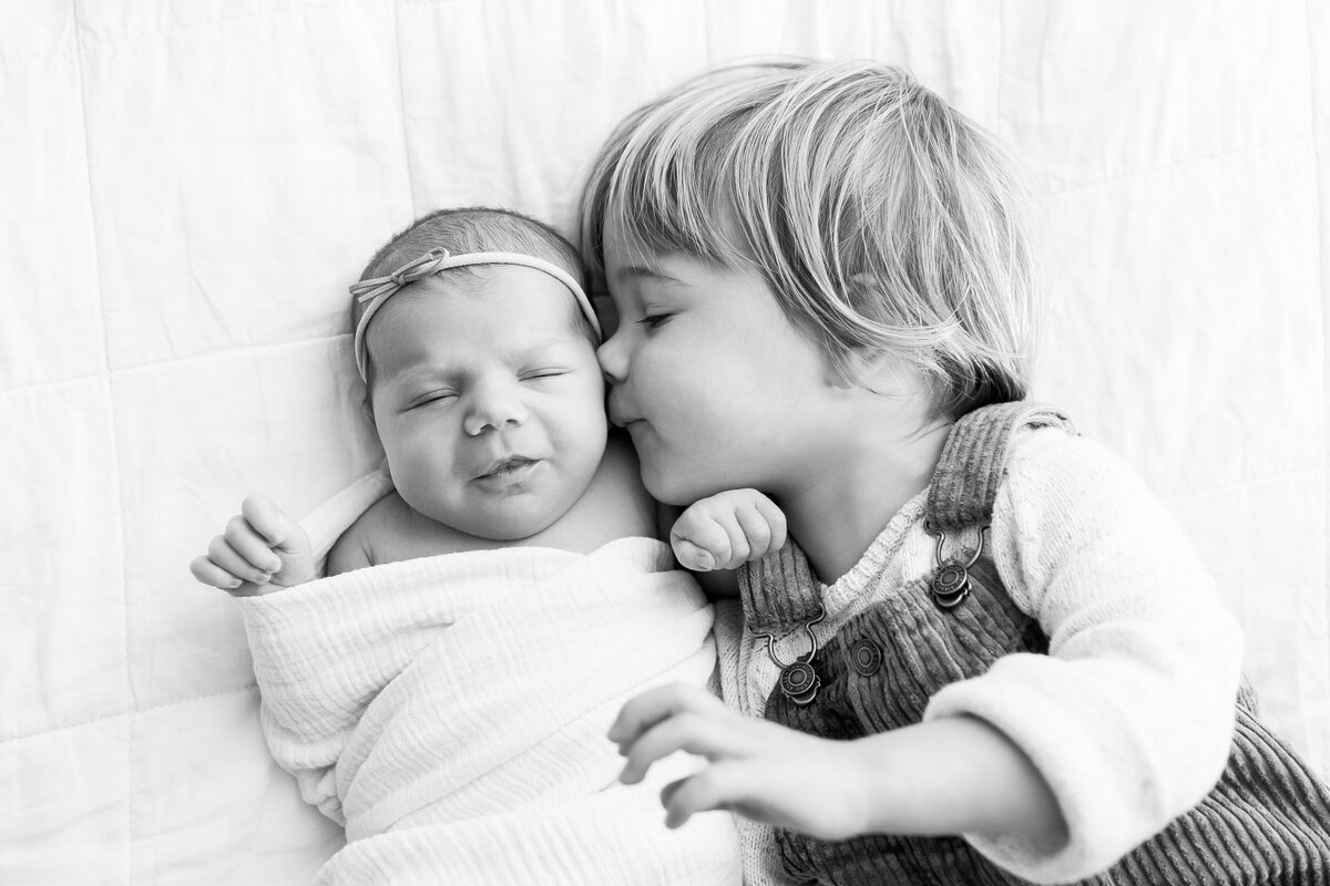 Fargo ND Maternity Newborn Lifestyle Photographers