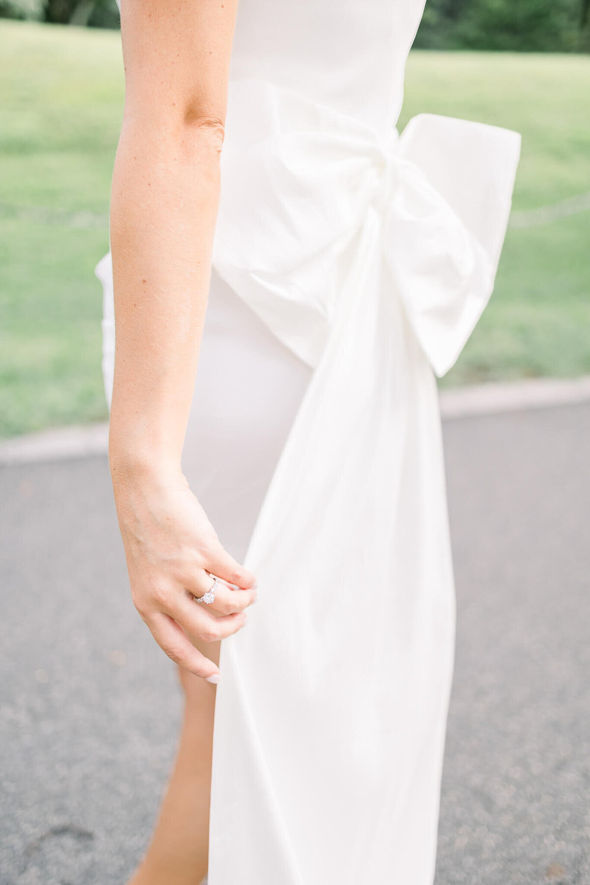 lincoln-memorial-engagement-session-dress-with-bow-85