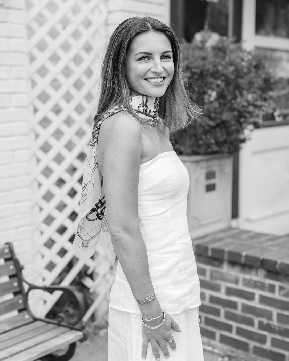 Elizabeth-Connor-Engagement-Portraits-Erin-Belles-Photography-2024-16