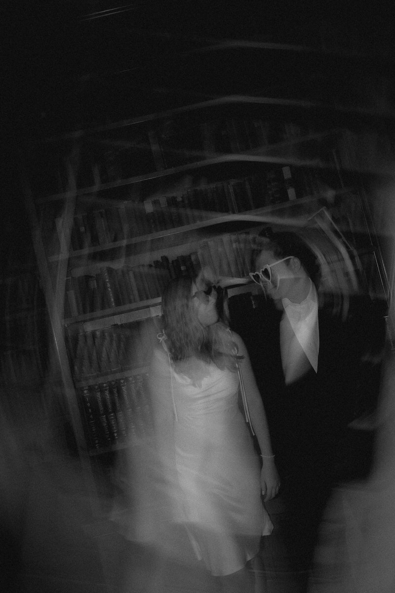 moody-library-engagement-couples-photos-illinois-allerton-park-rachael-marie-photography-31