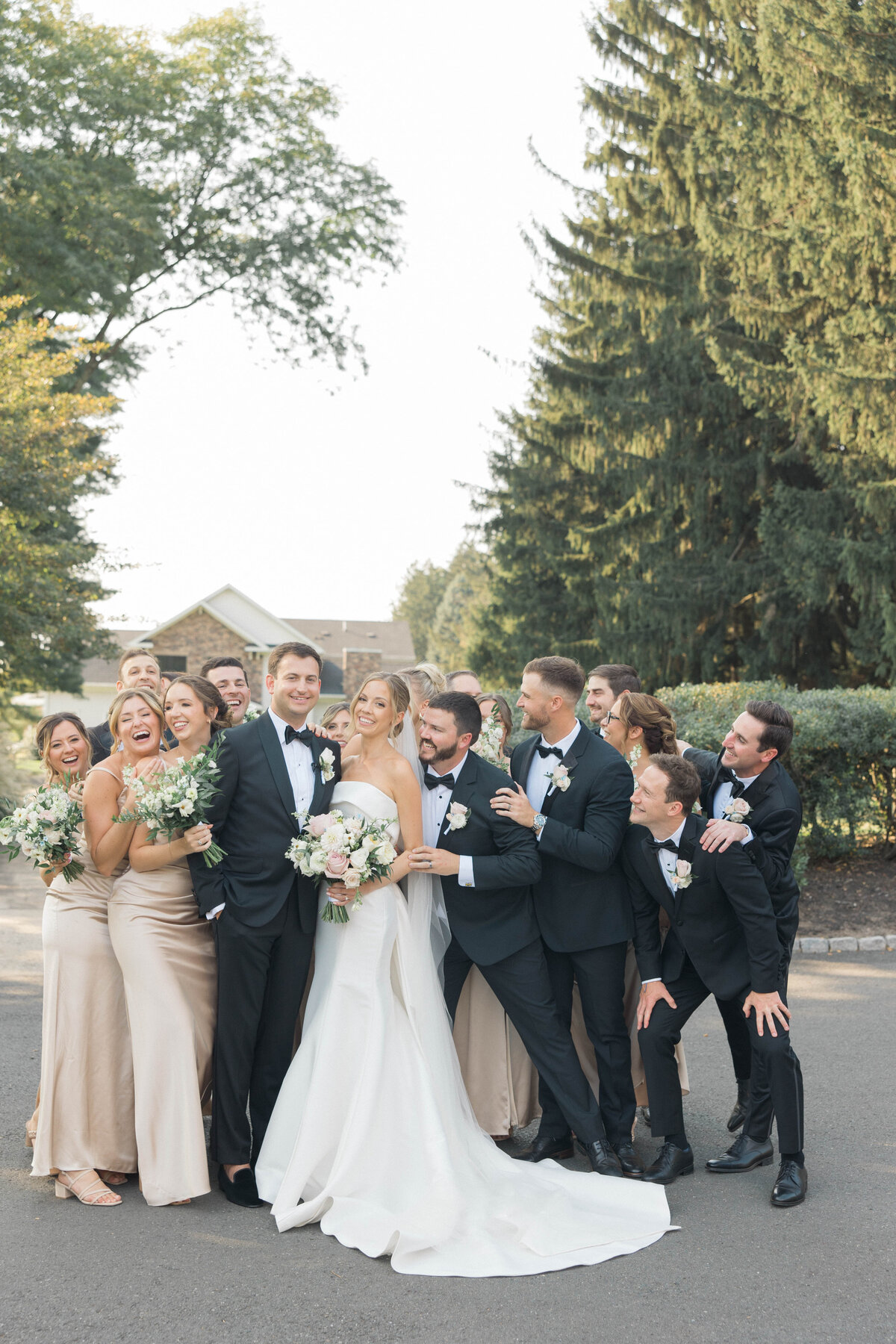 Molly Sue Photography New Jersey + East Coast Wedding Photographer Romantic Imagery Engagement Lifestyle Heirloom Wedding Albums49647
