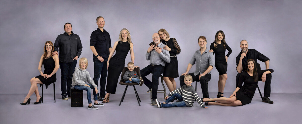 LuchuckFamily_50x20_bleed_finished