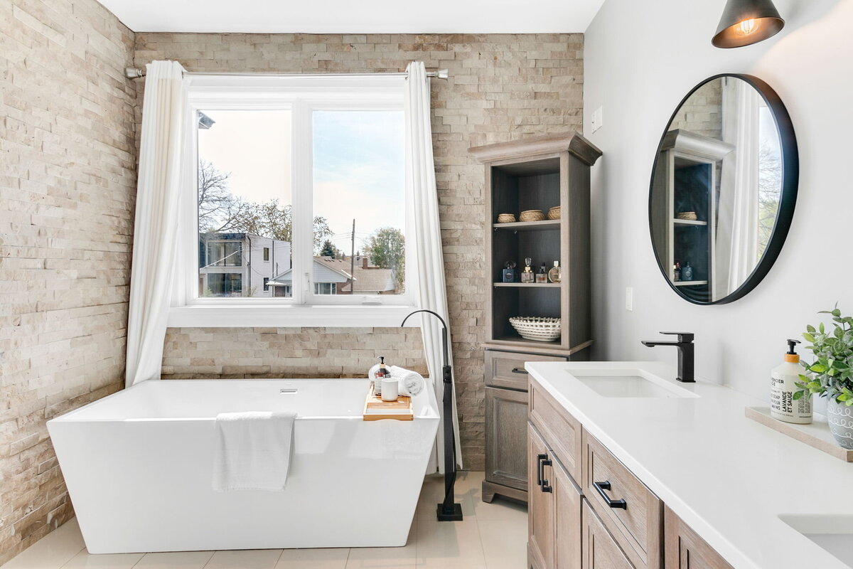 49-web-or-mls-27_003_Master Ensuite