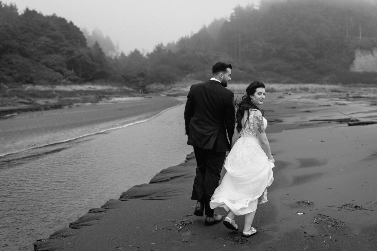seabrook_washington_coast_rainy_wedding_6