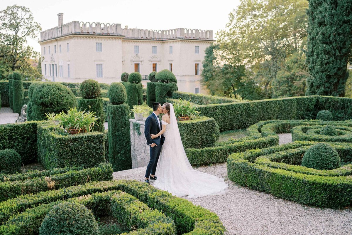 W3-Destination-Wedding-in-Italy-Lauren-and-Tim-2022-09-20-2500px-1159