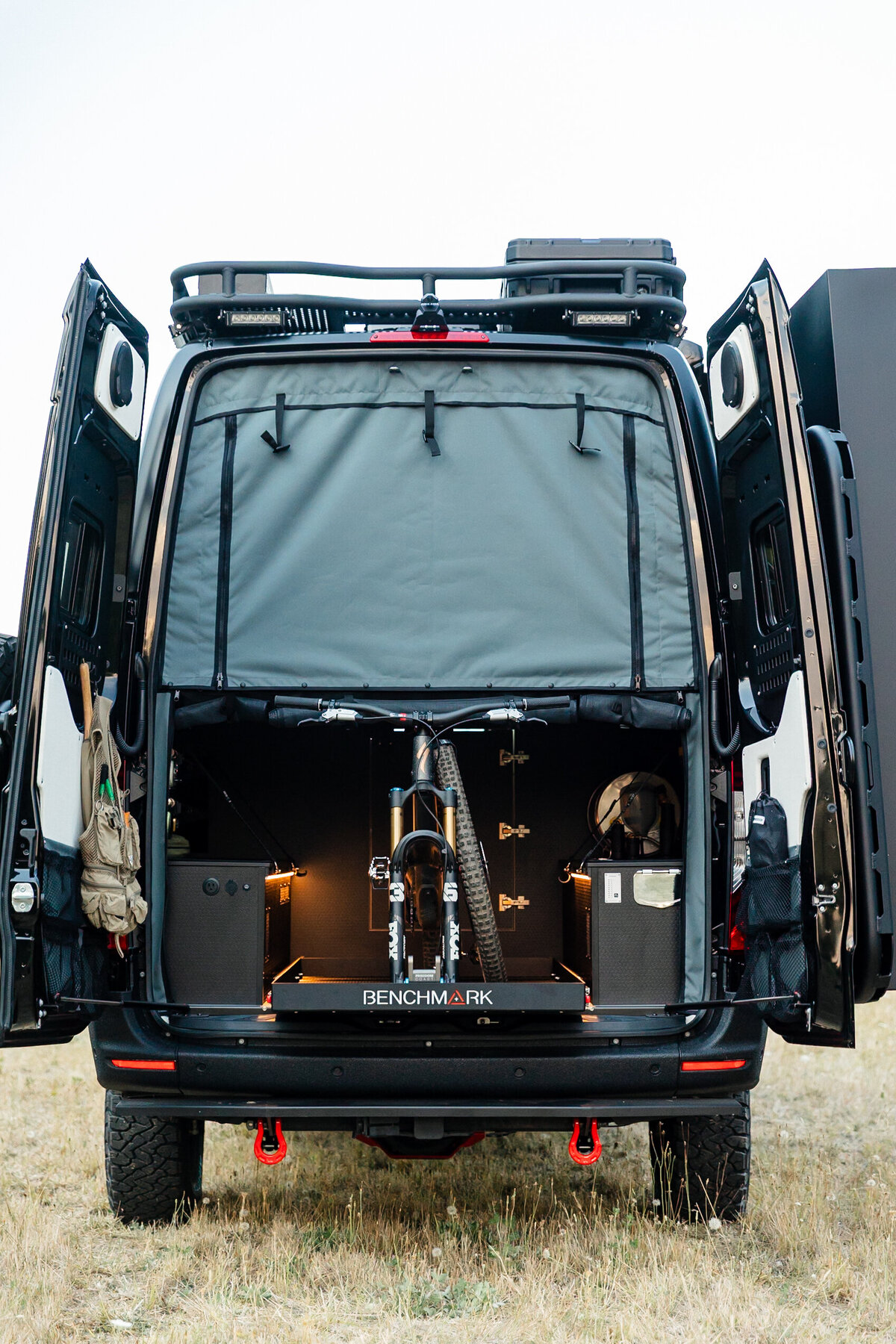 4_WooleyBugger250829_BMV_SlowFastcreative_1812