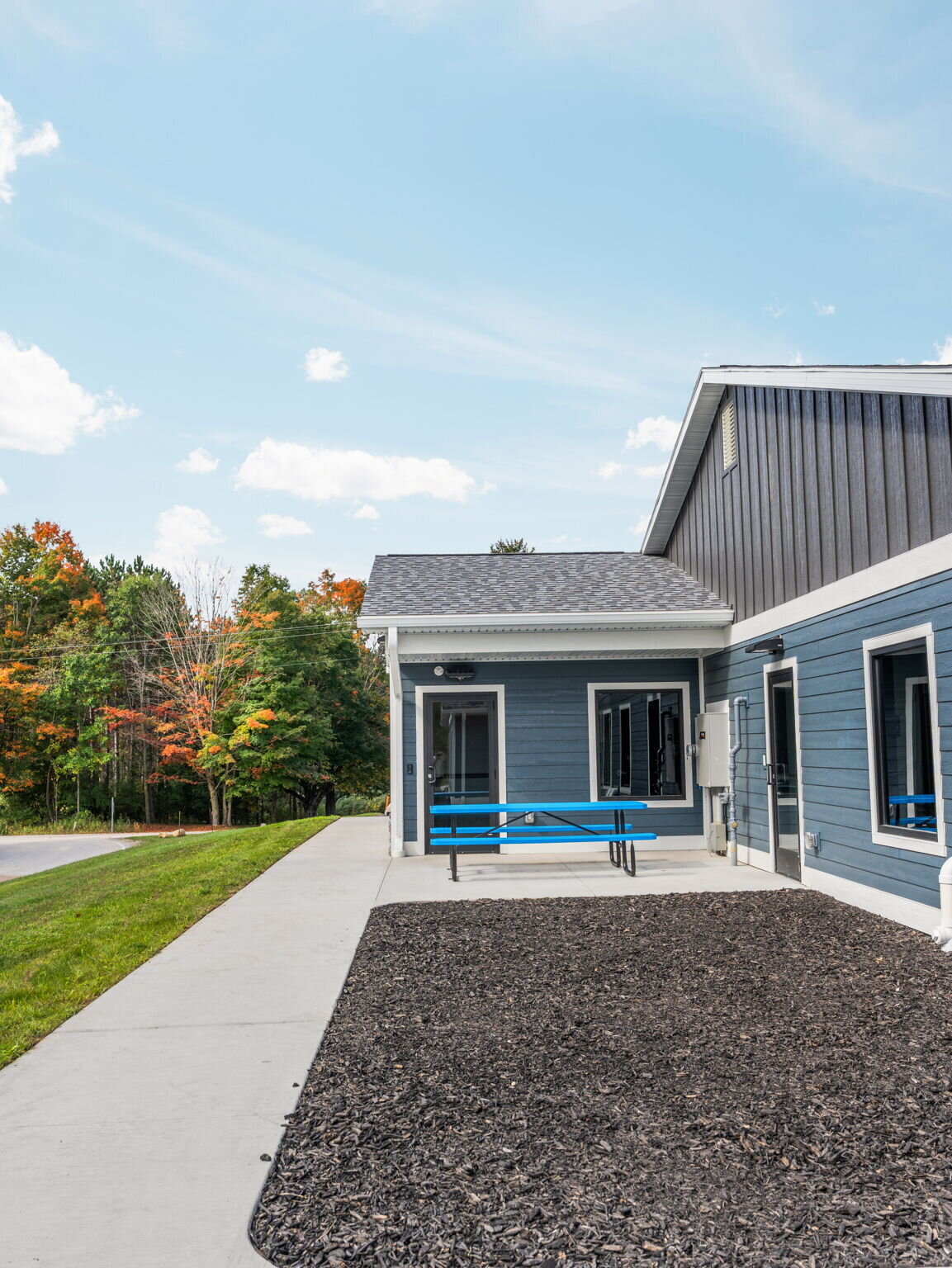 81-web-or-mls-A7403556