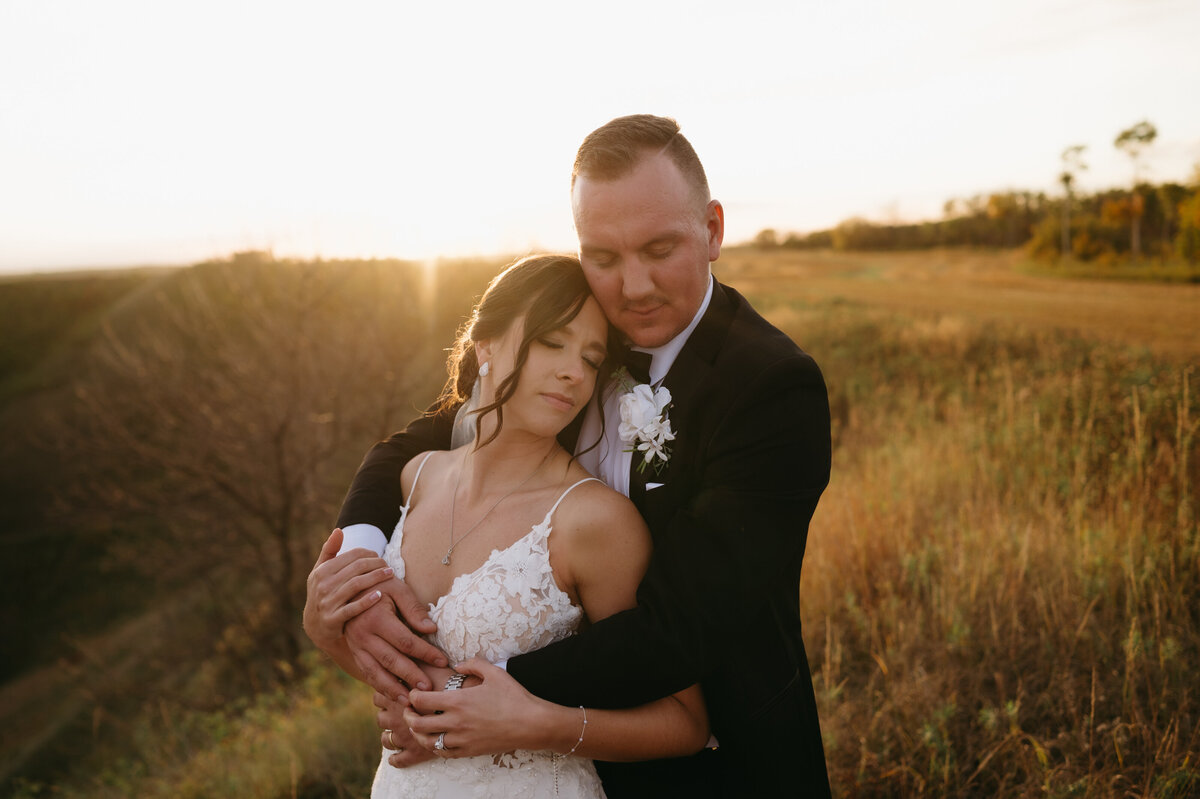 Saskatchewan-lakeside-wedding-1-6