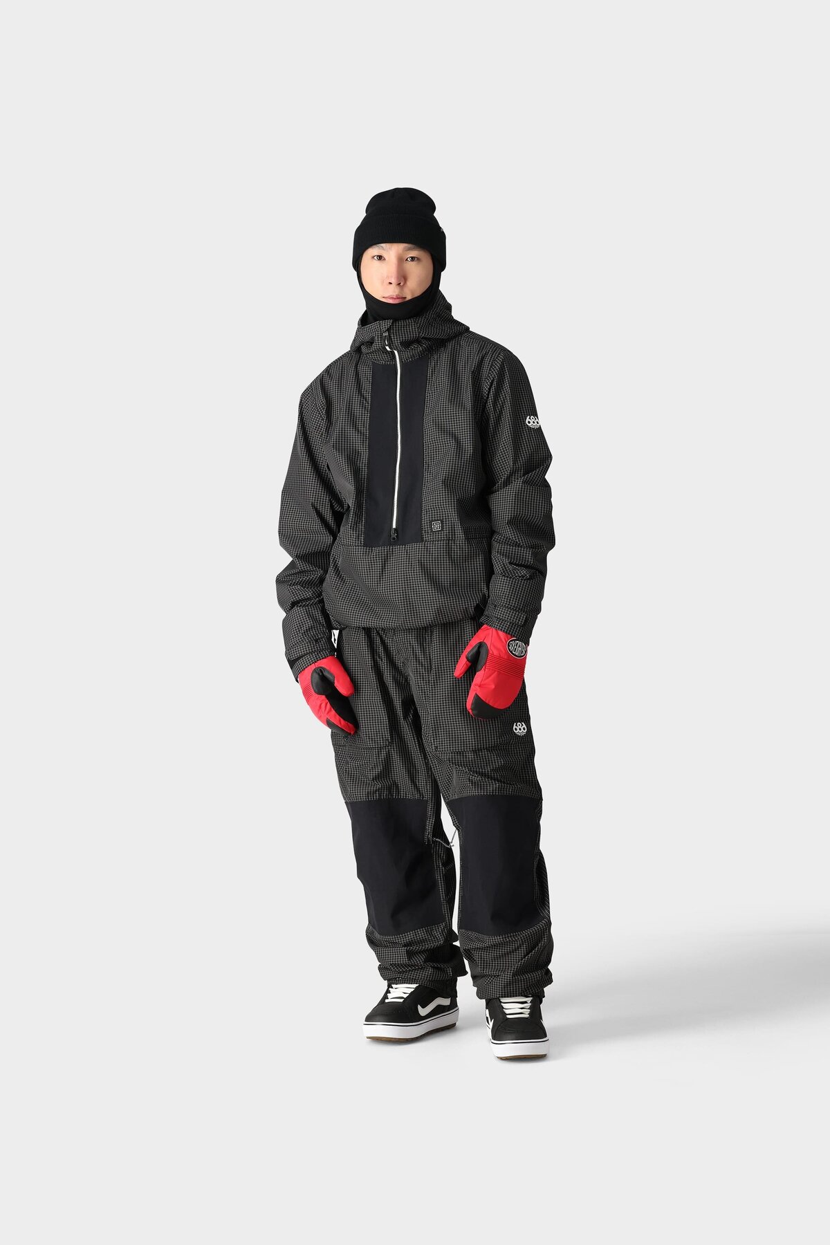 2000X3000_GRY_MENS_2.5L_GHOST_ANORAK_M3WN136_BLCB_12