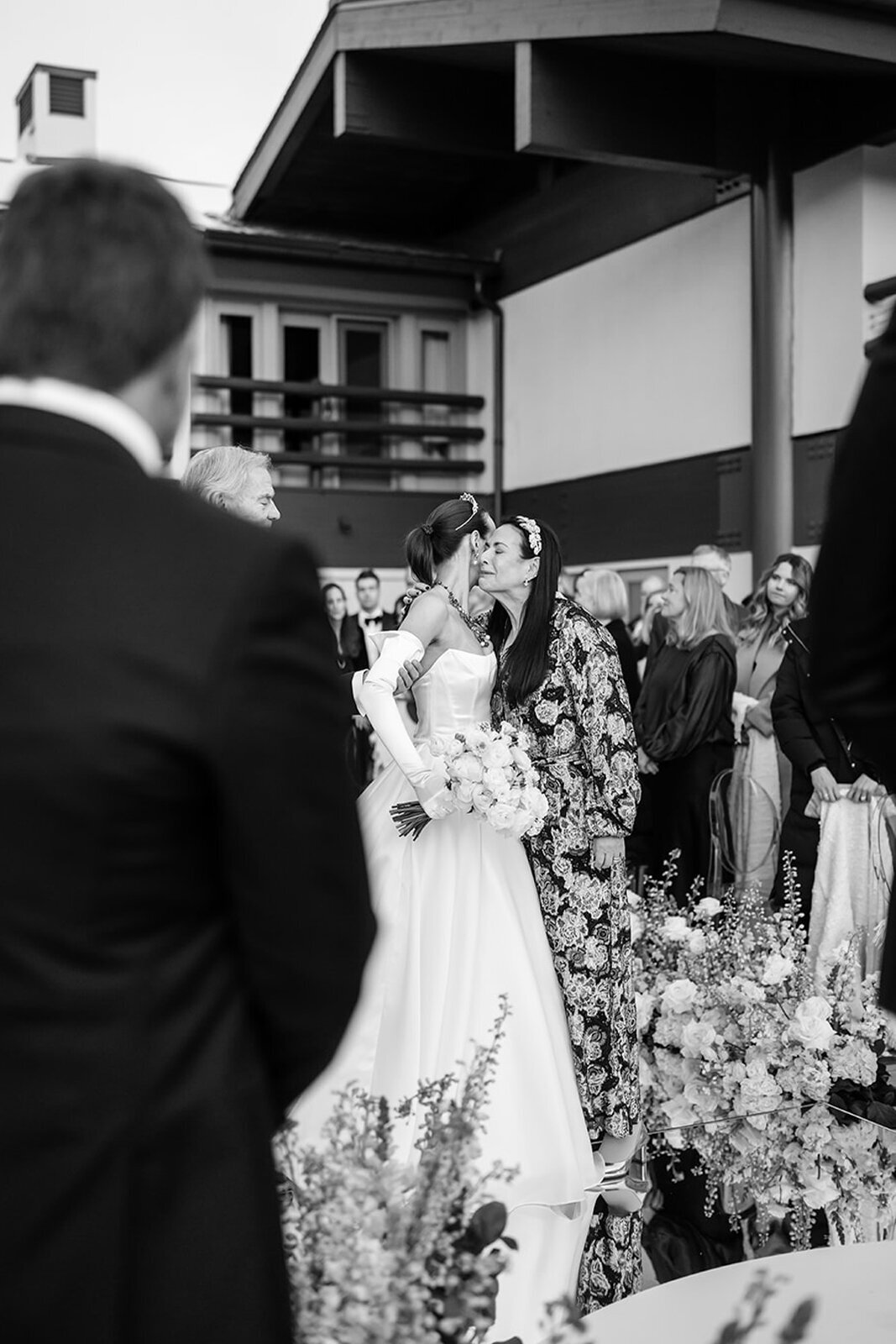 stein-eriksen-lodge-winter-park-city-wedding-pepper-nix-433L-1023bw