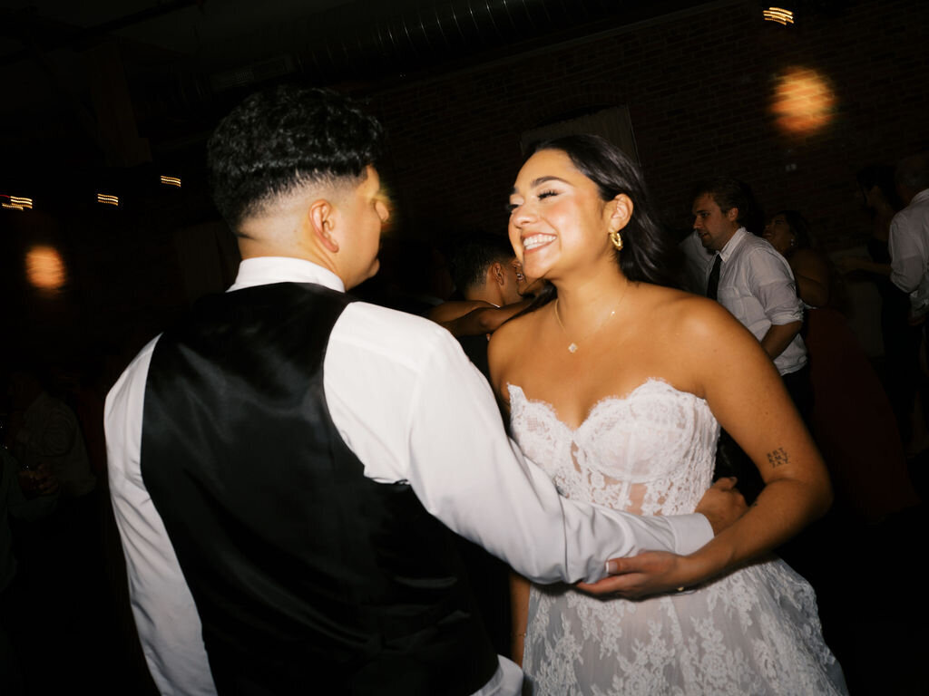 10.Dancing-Kayla&Marcos-AlisonBrookePhotography-96