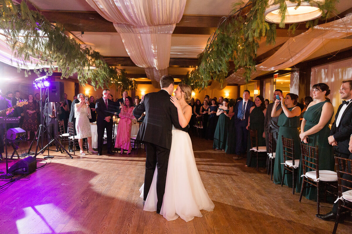 Woodstock-Inn-Vermont-Winter-Wedding-72