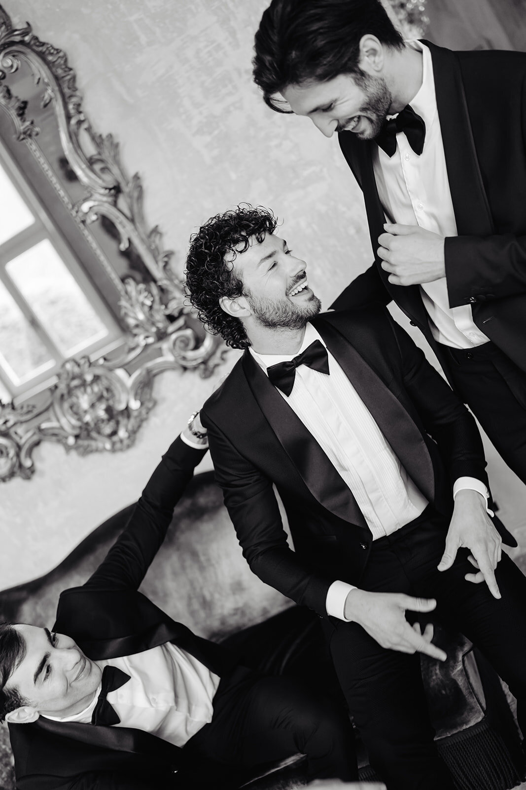 MorganeBallPhotography-StyledShoot-SparklingMoments-VilllaBalbiano-03-groom-92-2990