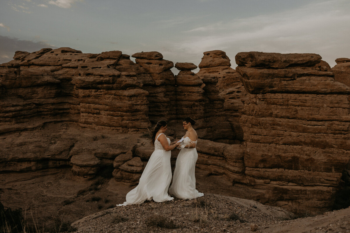 san-lorenzo-canyon-elopement-new-mexico-46