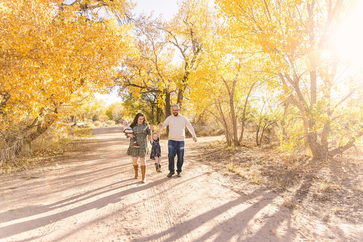 Albuquerque-family-portraits-Rio-Grande-bosque (12)