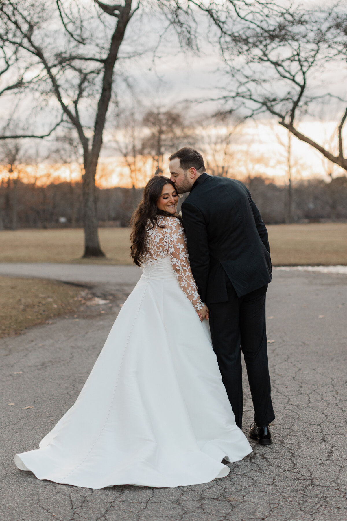 Danielle-anne-barge-bride