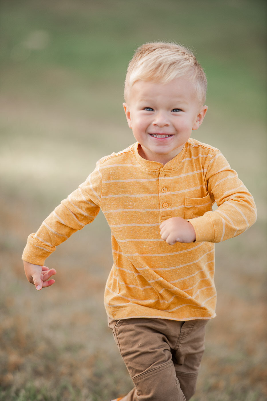 carmel-indiana-family-photographer-fall-pond-12