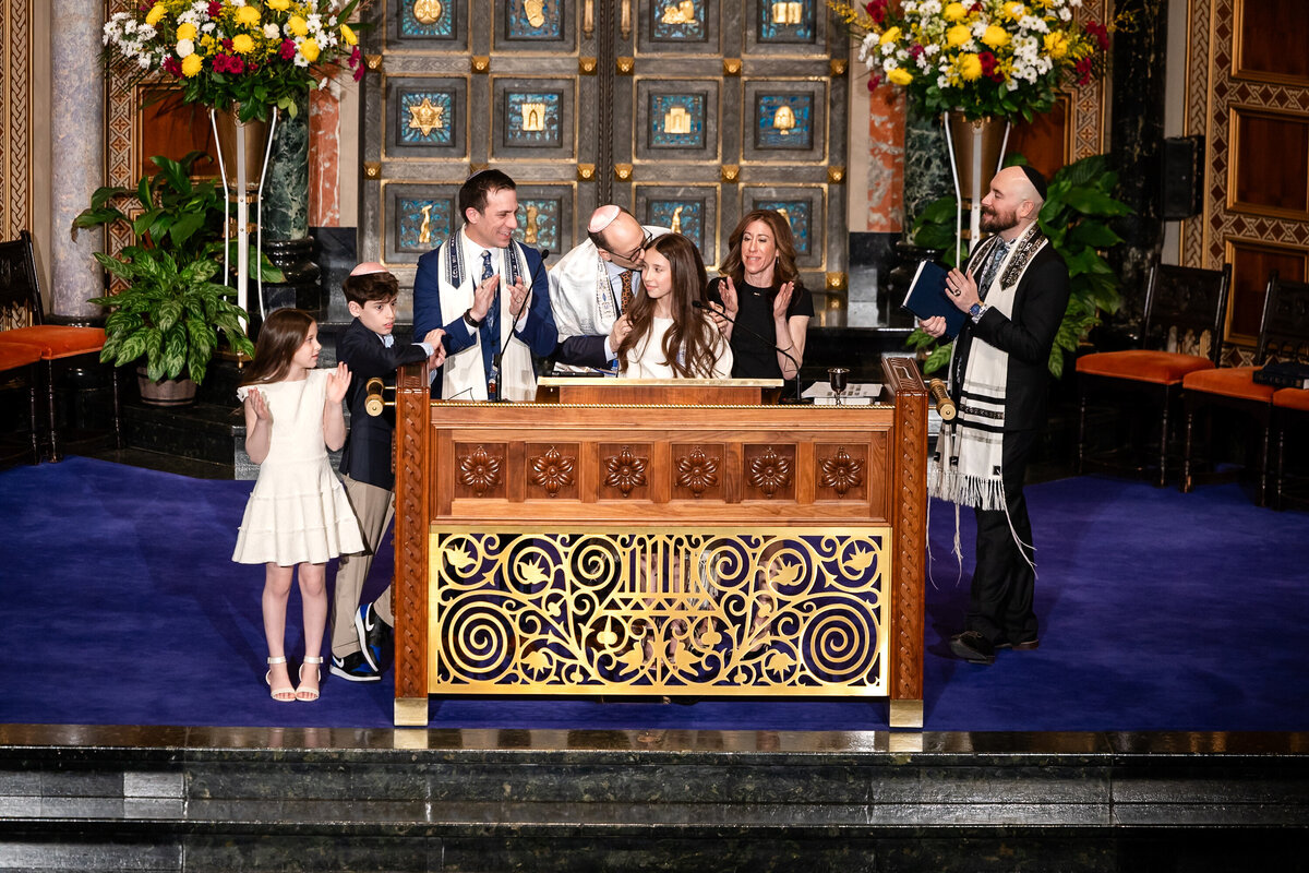 Current_Bat_Mitzvah_Ceremony_edit-Olivia-0129