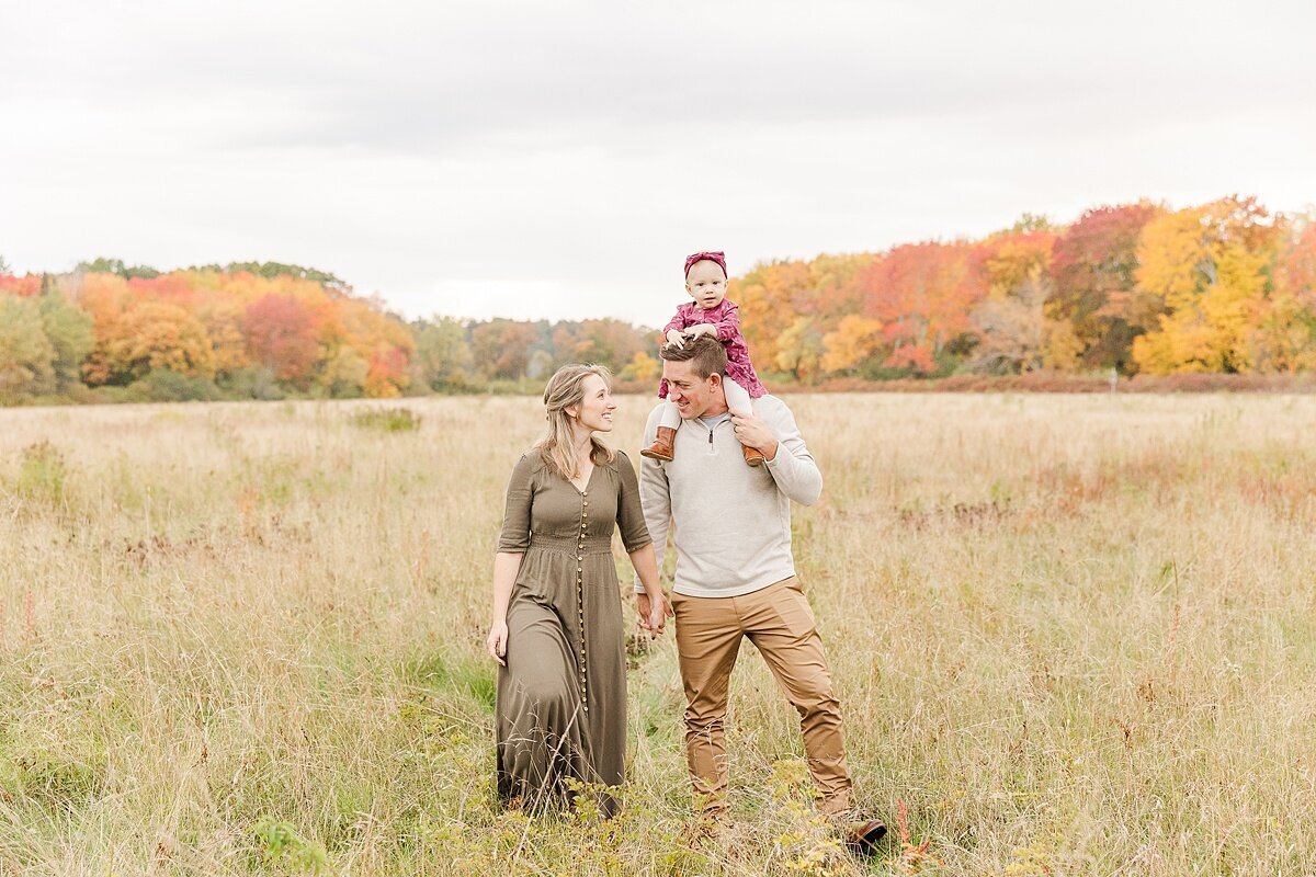 OutsiFamily Photo Session with Sara Sniderman Photography  at Cow Common, Wayland Massachusetts
