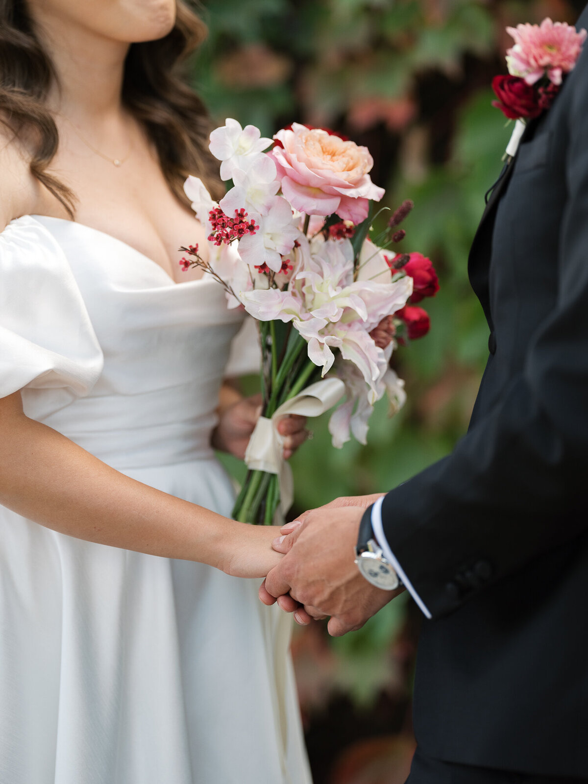 Red bridal bouquet