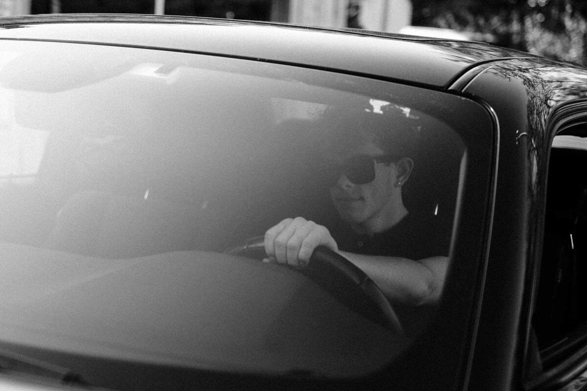 ow-senior-guy-photos-25