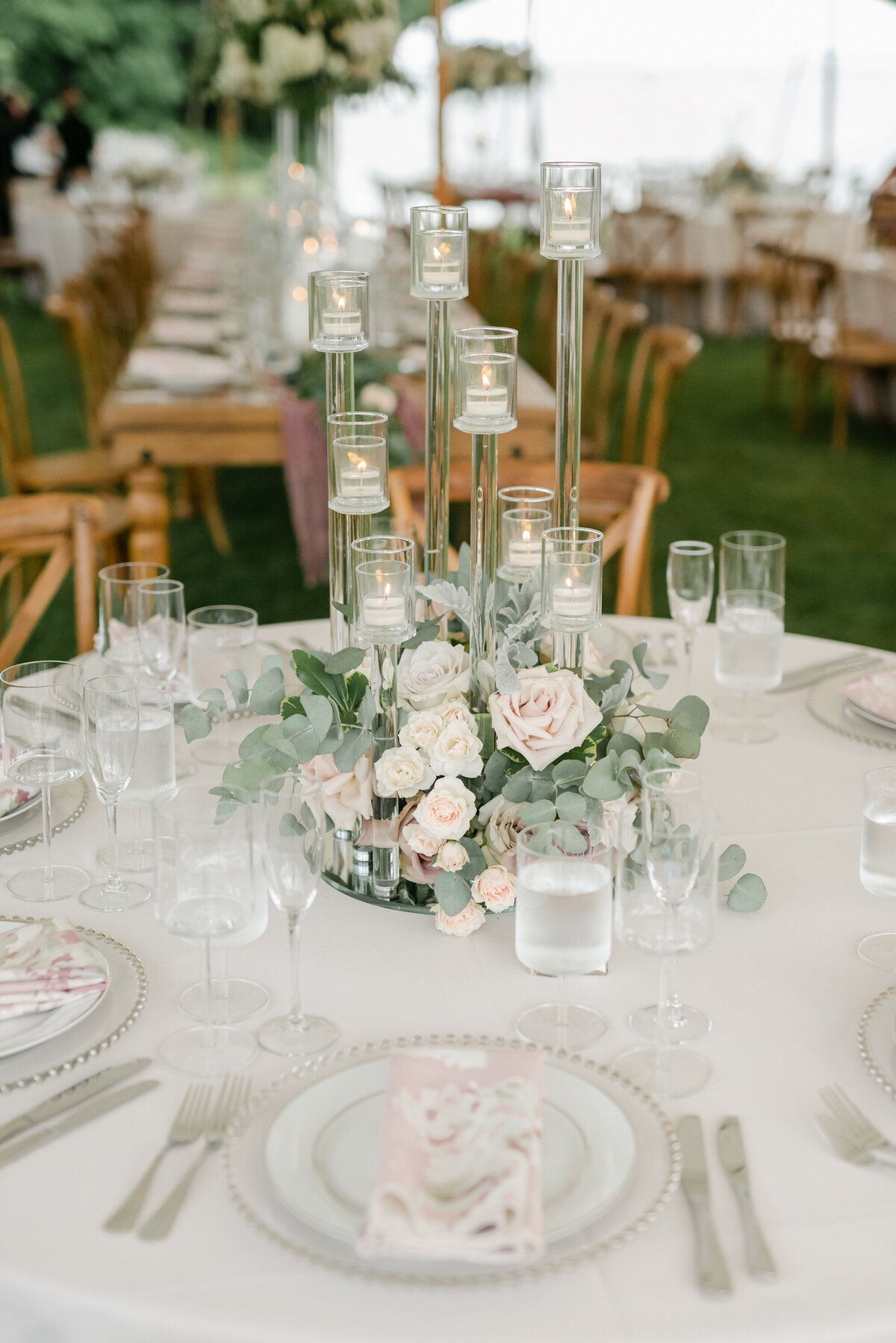 wedding-tablescape-heritage-homestead-farm-wedding-enza-events