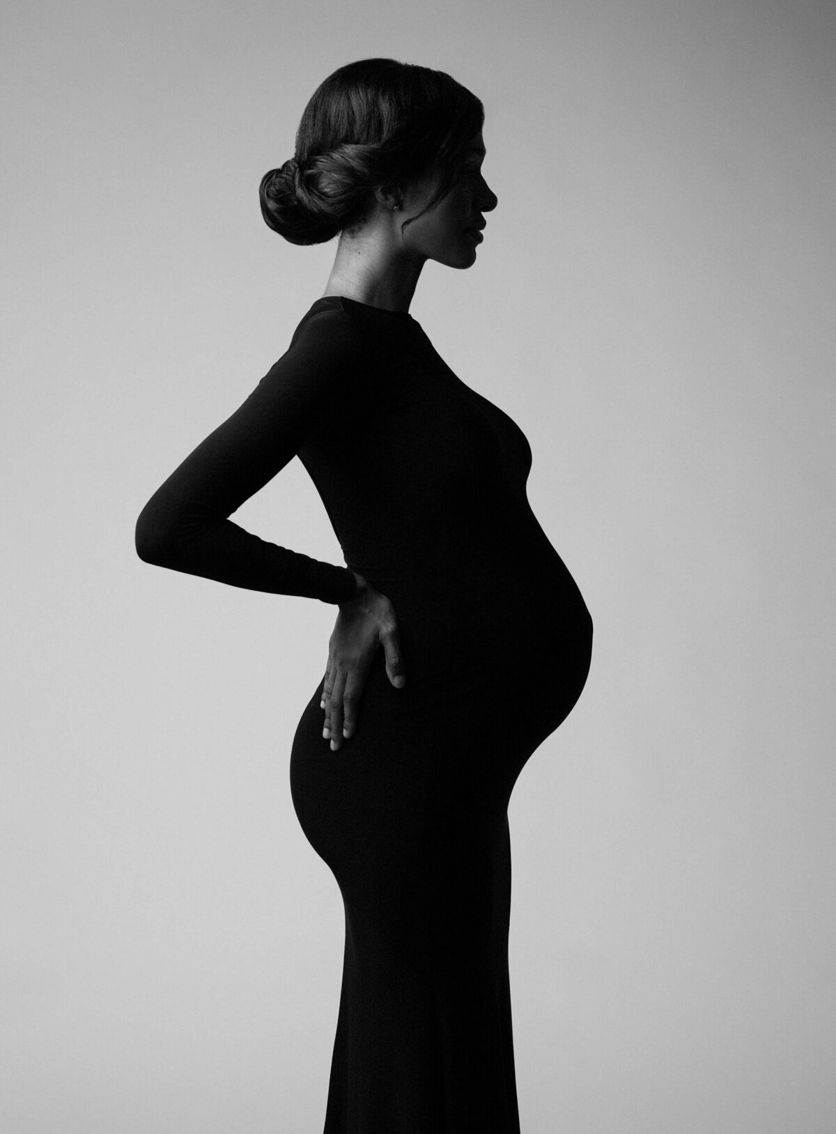 Artistic Lighting for Maternity Photography Course by Lola Melani-2