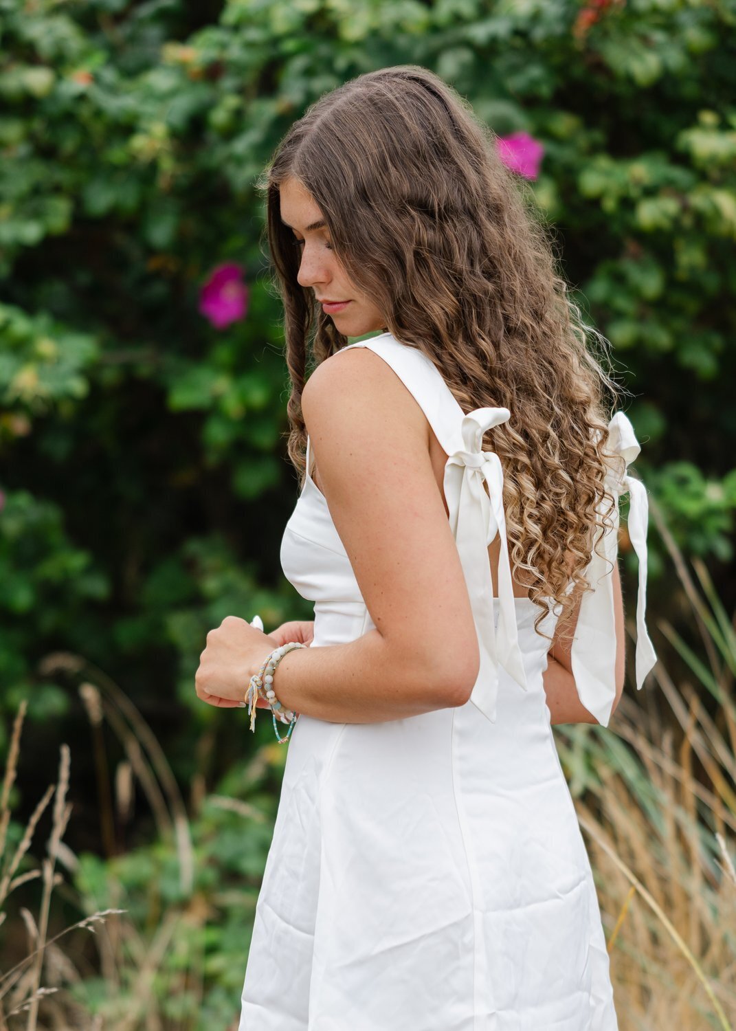 seattle senior at park in white dress