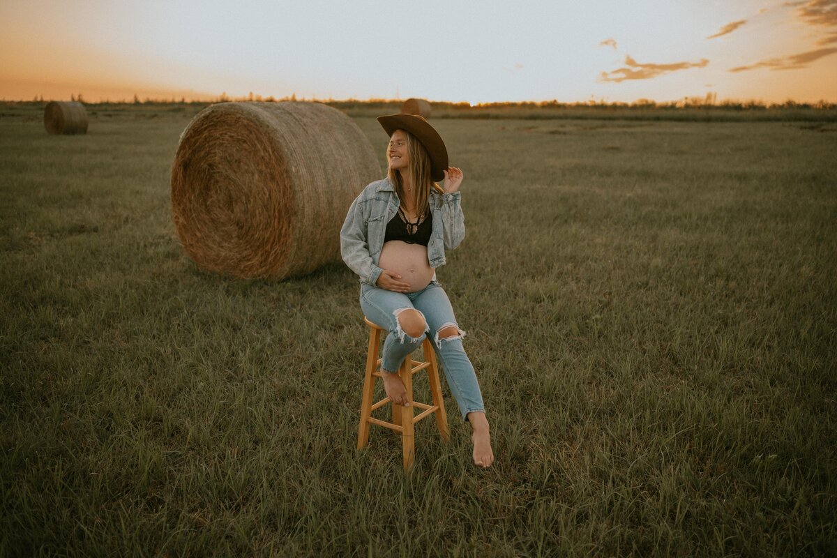 Tacoma maternity photographers near me