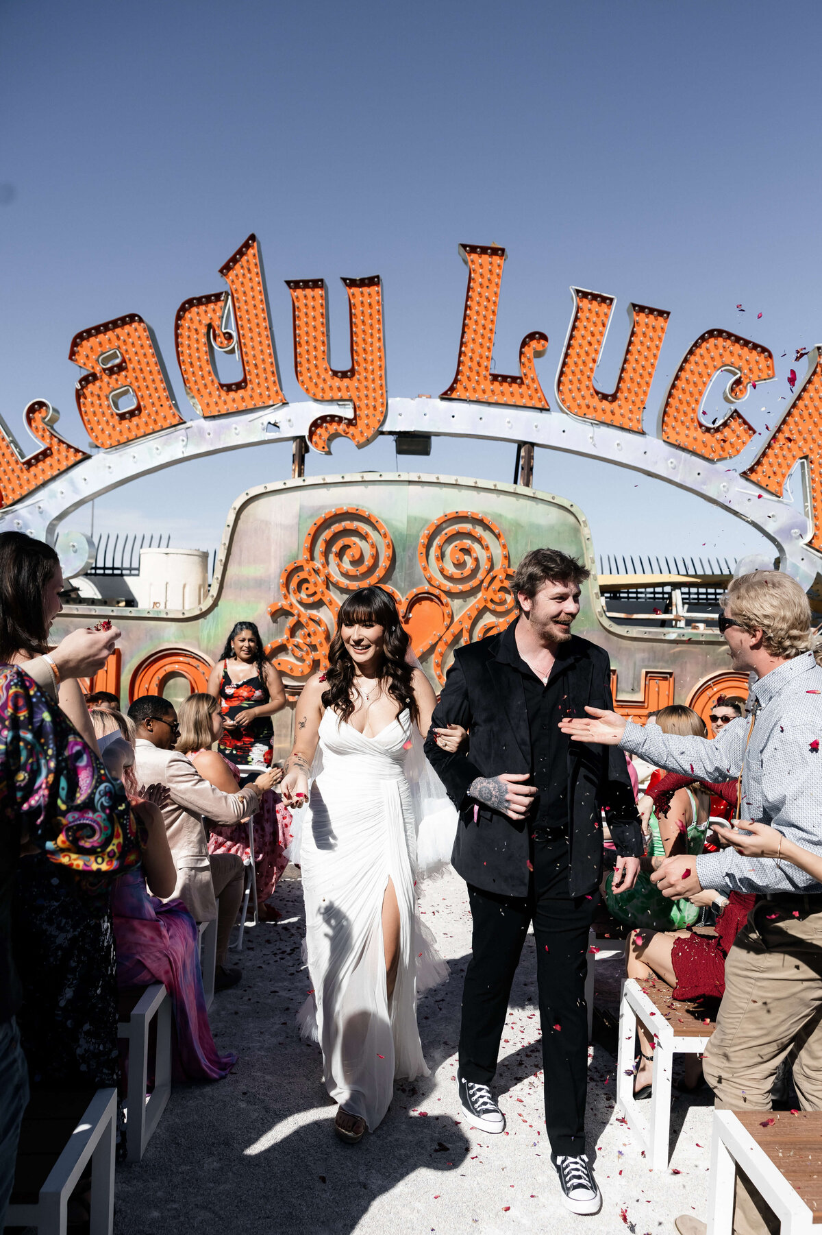 43_riskyexposure_n_las-vegas-elopement-photography-weddings