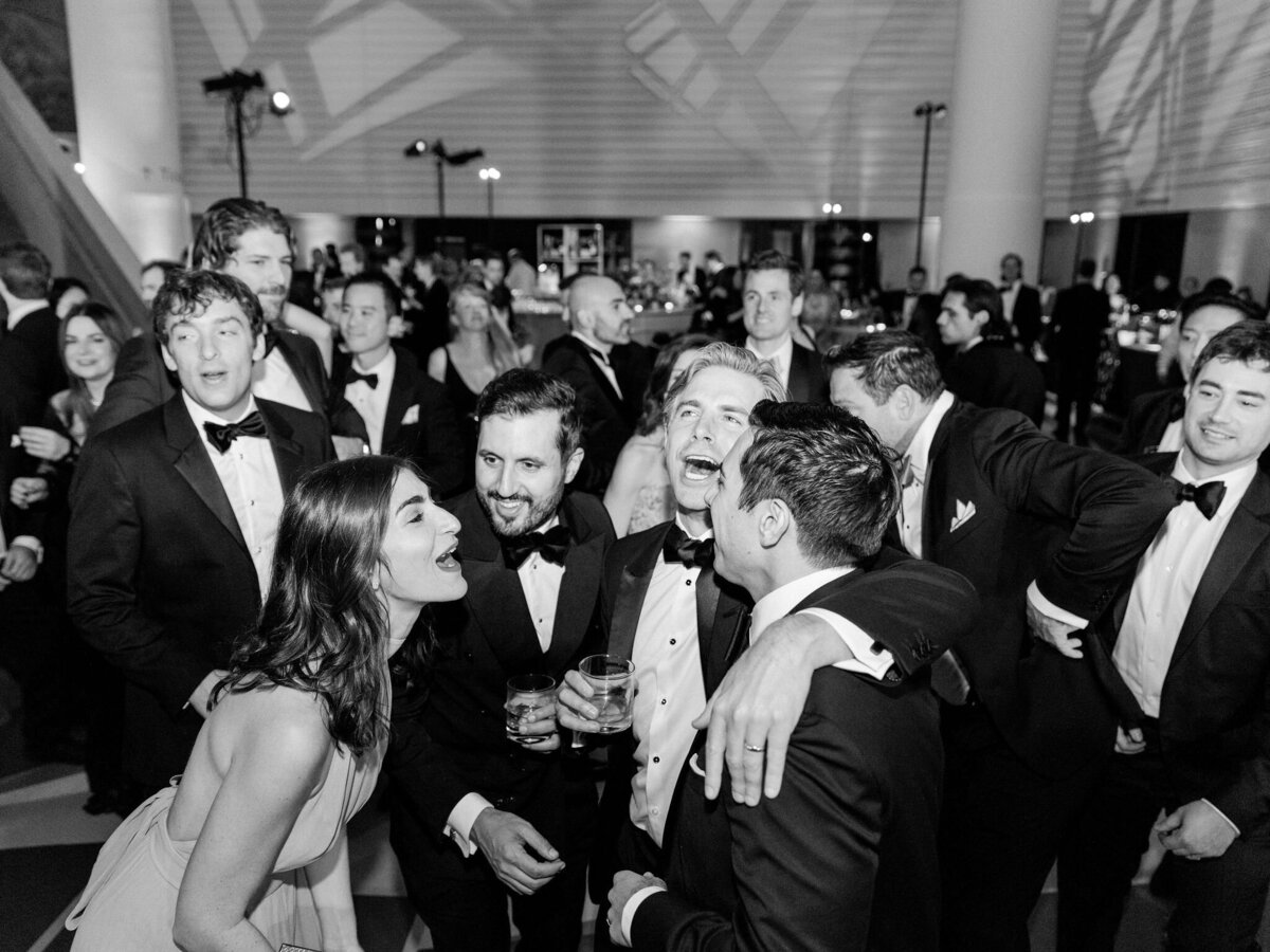 IC-larissa-cleveland-shannon-leahy-moma-mr-jius-san-francisco-206