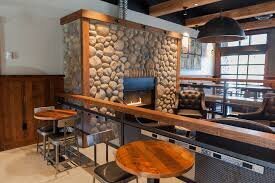 Jeengi- Woods Coffee Fireplace