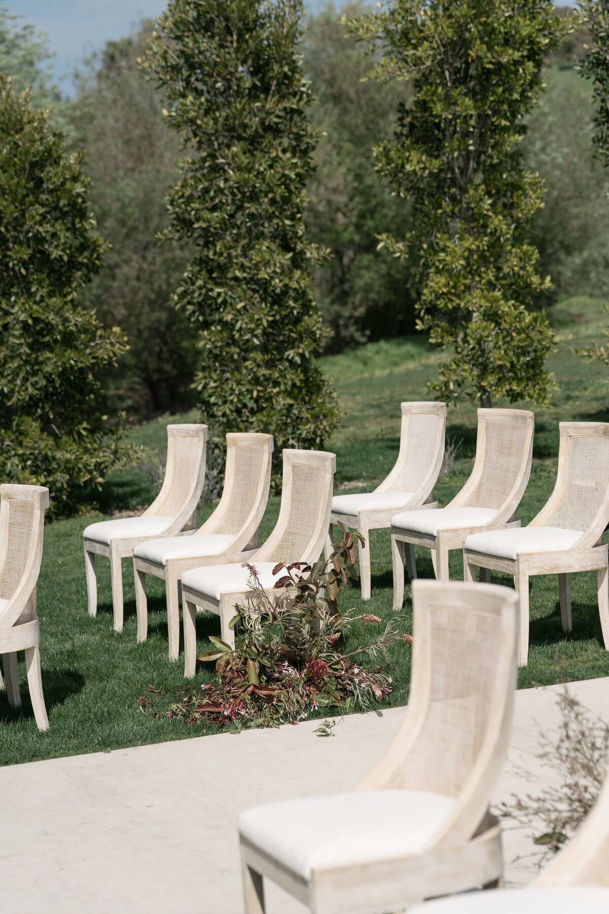 Jeune-Perche-Faye-Fern-Creative-MVFPortraits-Ceremony-Details-19