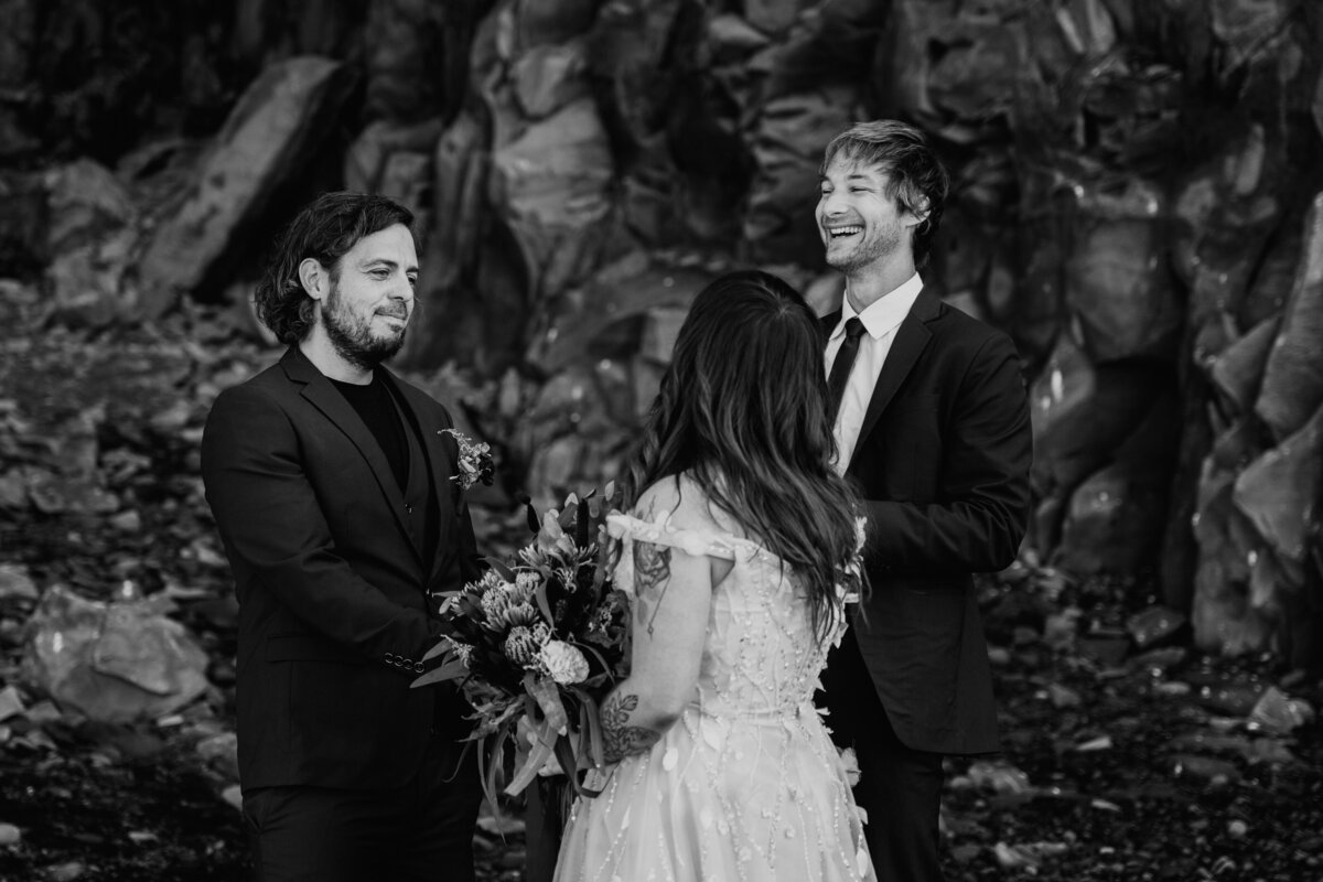 REYNISFJARA Iceland Elopement -40