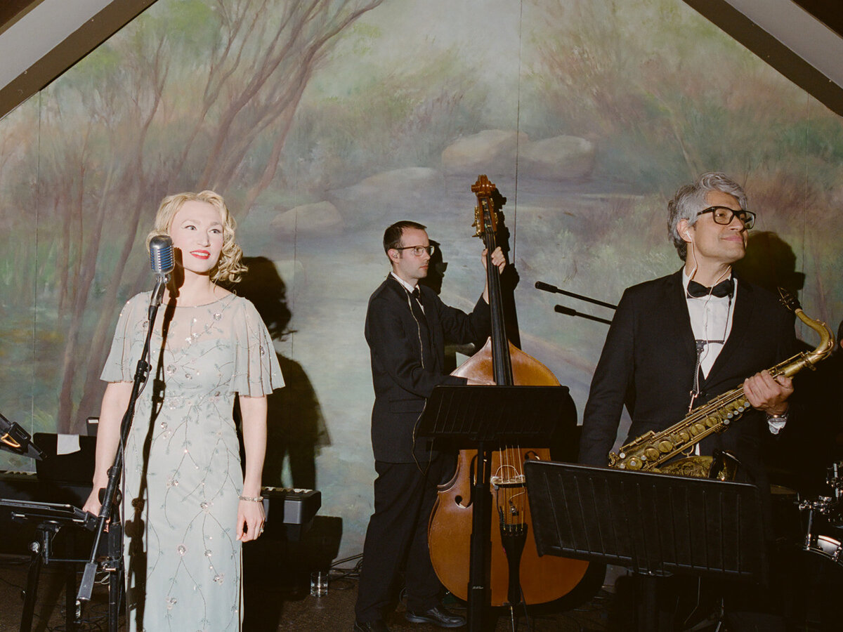 Faye-Fern-Creative-Ruby-Olivia-Rae-Hersey-Eugen-Hotaj-Prospect-Park-Boathouse-Wedding-Reception-21